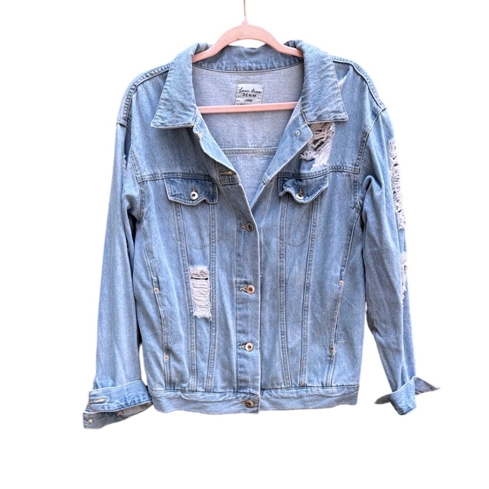 Love Tree Denim Distressed Jean Jacket Light Wash Blue Ripped Trucker Womens L